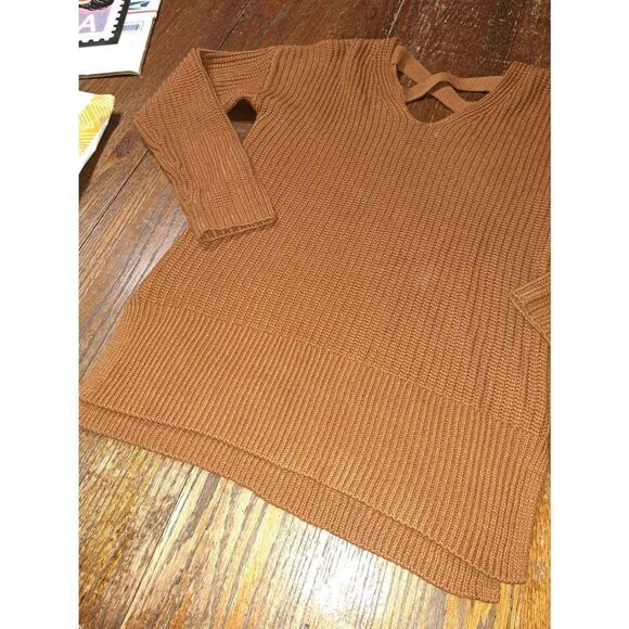 Small Pink Rose Brown Long Sleeve Criss Cross Back Loose Knit Pullover Sweater - Picture 3 of 5